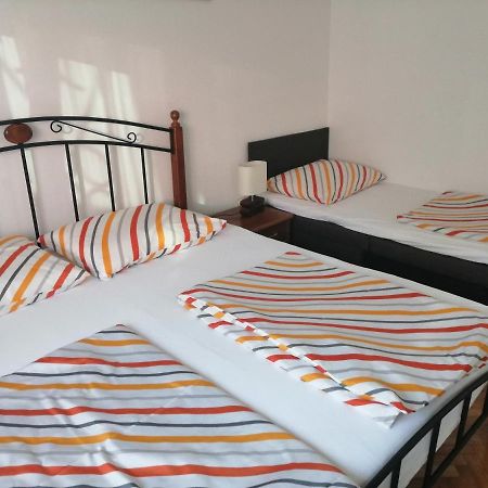 Apartman Mira Zaboric Dış mekan fotoğraf