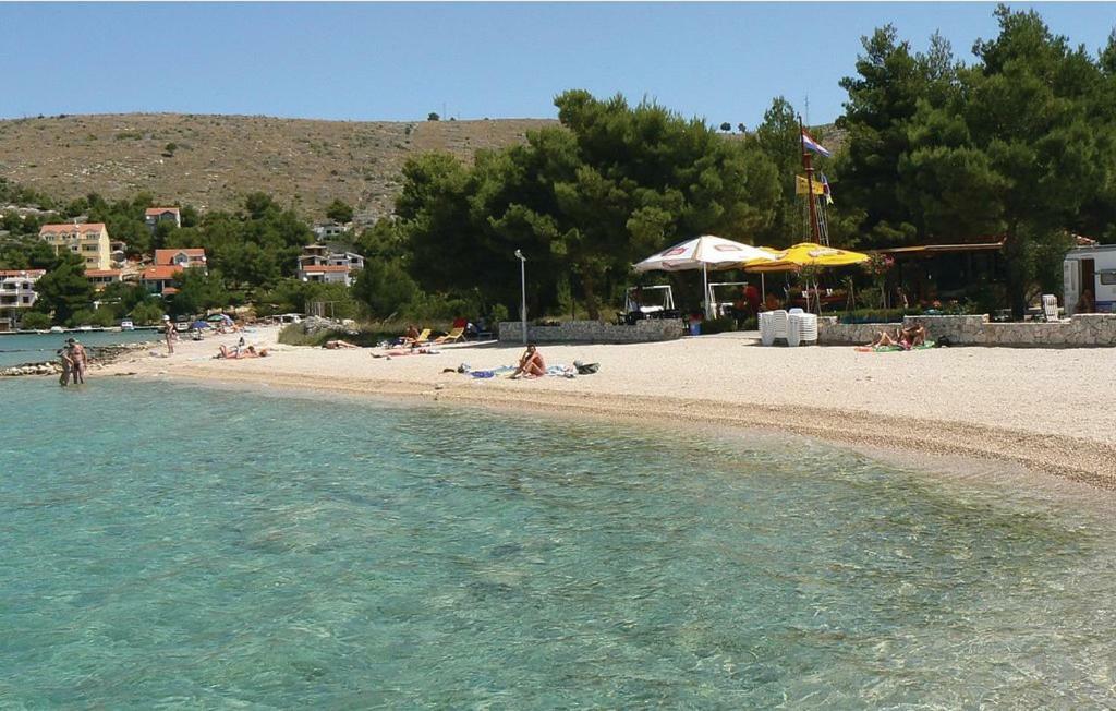 Apartman Mira Zaboric Dış mekan fotoğraf