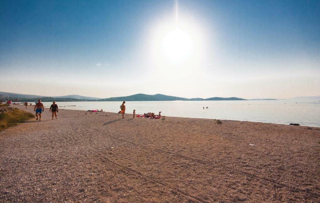 Apartman Mira Zaboric Dış mekan fotoğraf